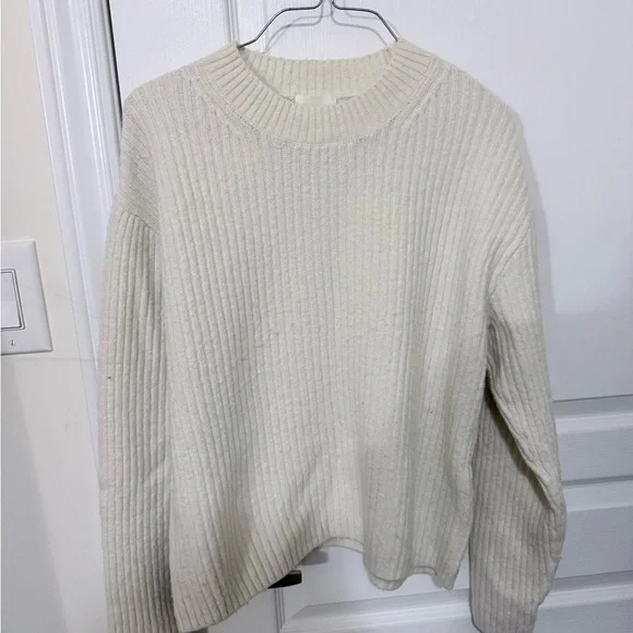 H&M Cream Ribbed Crew Neck Sweater - Picture 1 of 2